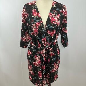 New Wondering Dreams Belted Robe Size Large